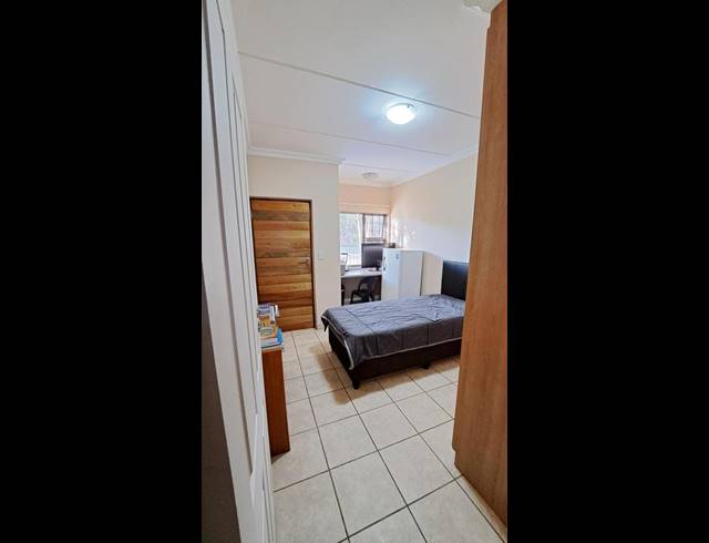 1 BEDROOM PROPERTY TO RENT IN DIE BULT